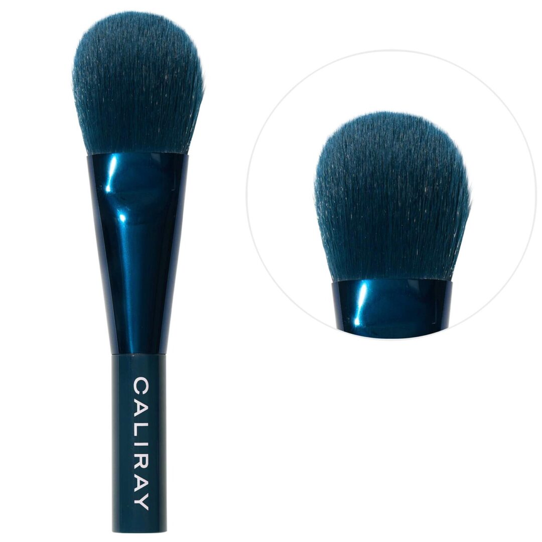 Blurry Little Secret Powder Brush