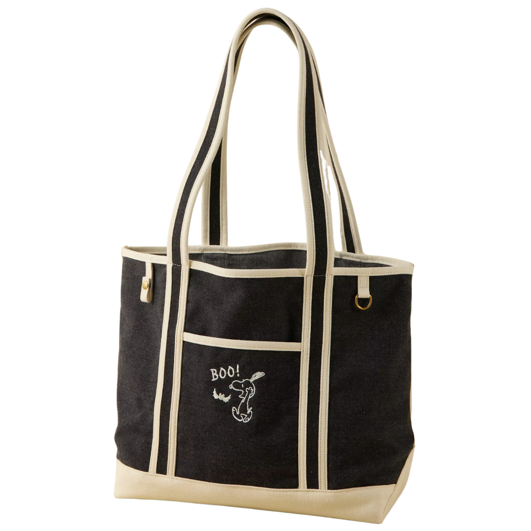 Off-Duty Snoopy Tote Bag