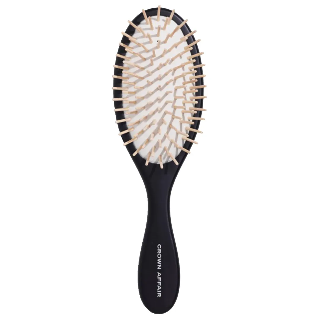The Wooden Detangling Brush No. 002